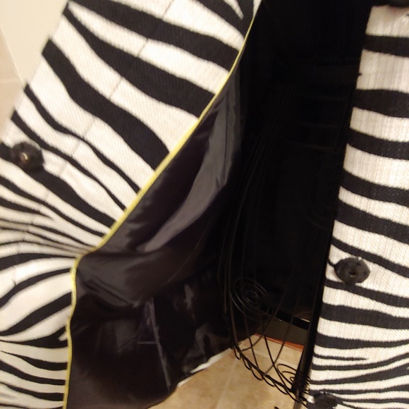 jacket - Picture 5 of 7